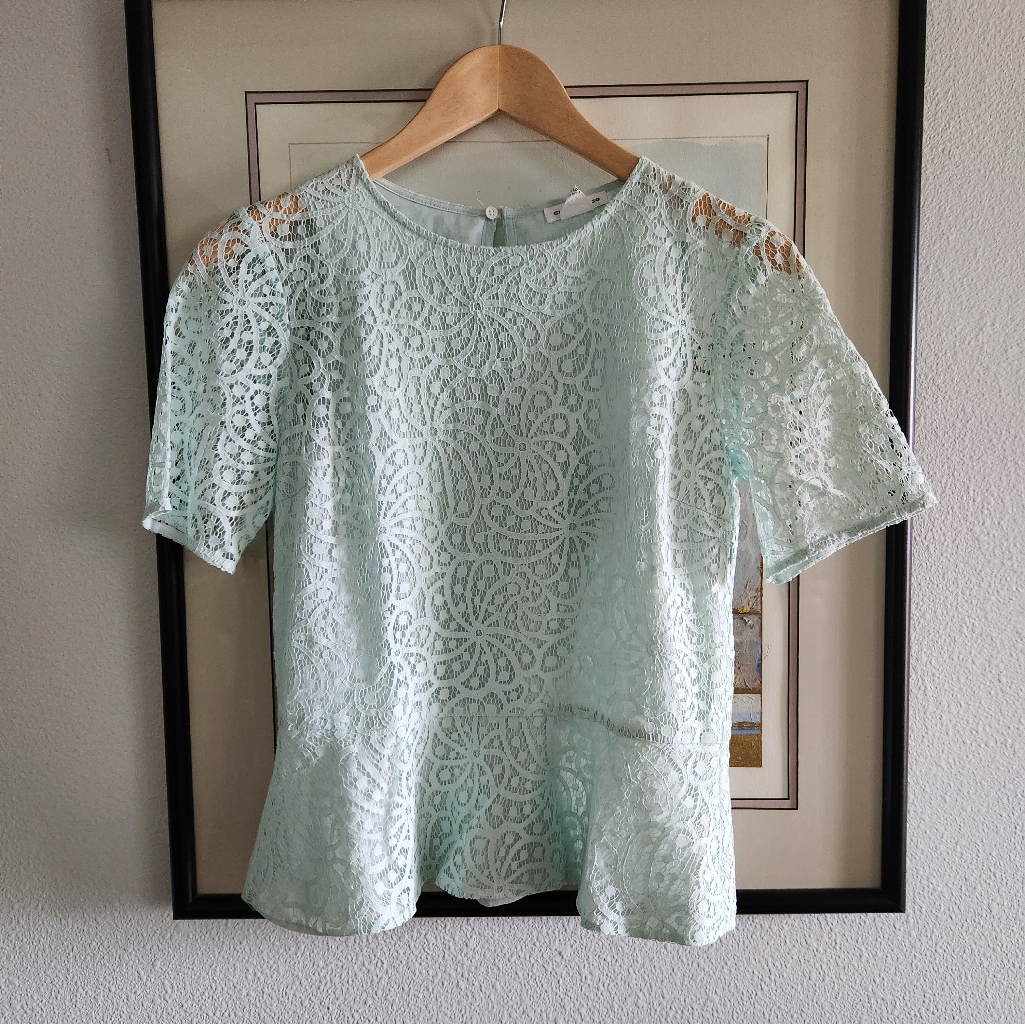 Club Monaco Mint Green Lace Top S